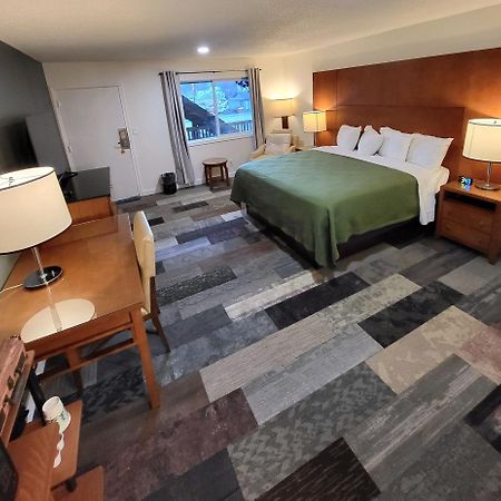 Shelton Inn Ngoại thất bức ảnh