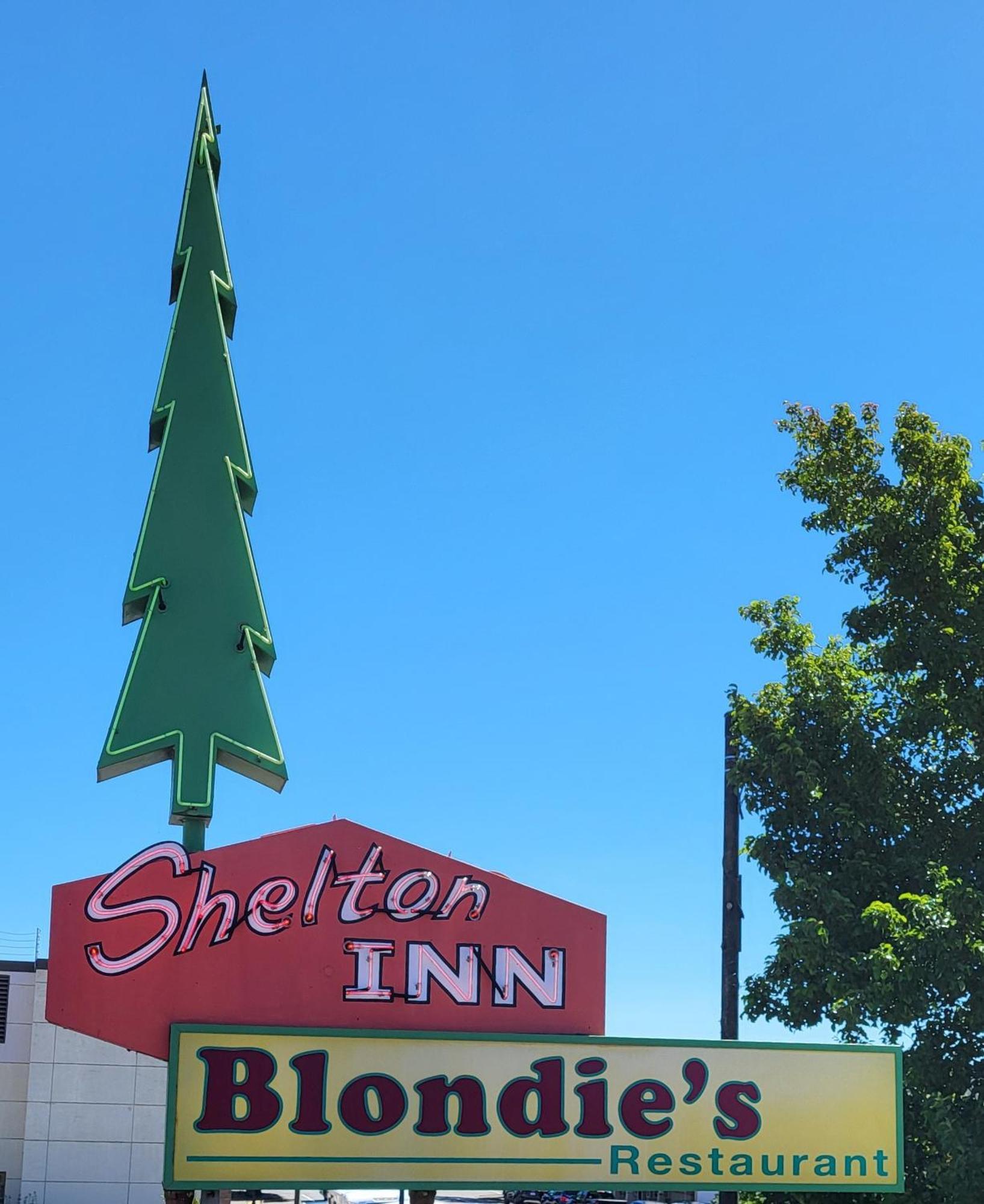 Shelton Inn Ngoại thất bức ảnh